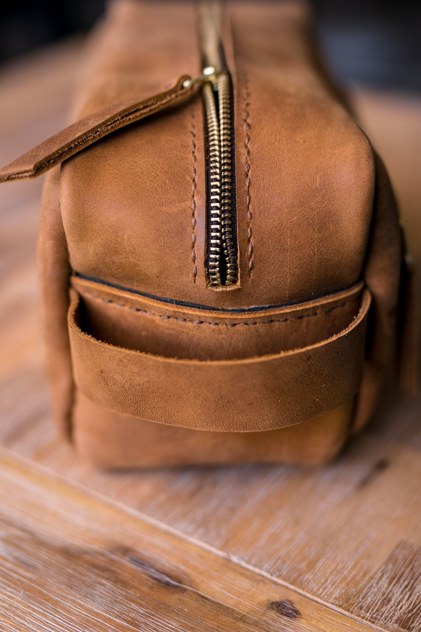 Unisex Genuine Leather Toiletry Bag - SWISH AND SWANK INTERNATIONAL