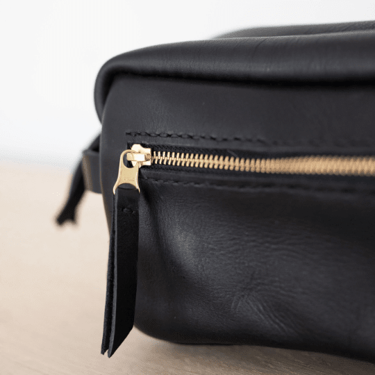 Unisex Genuine Leather Toiletry Bag - SWISH AND SWANK INTERNATIONAL